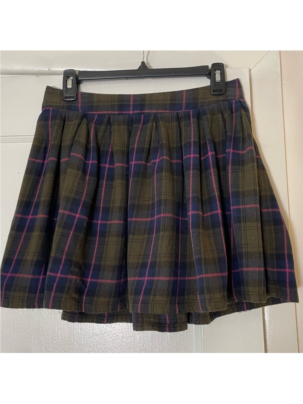 Arizona Jeans Co. sz Large L pleated flannel mini skirt olive green plaid pink